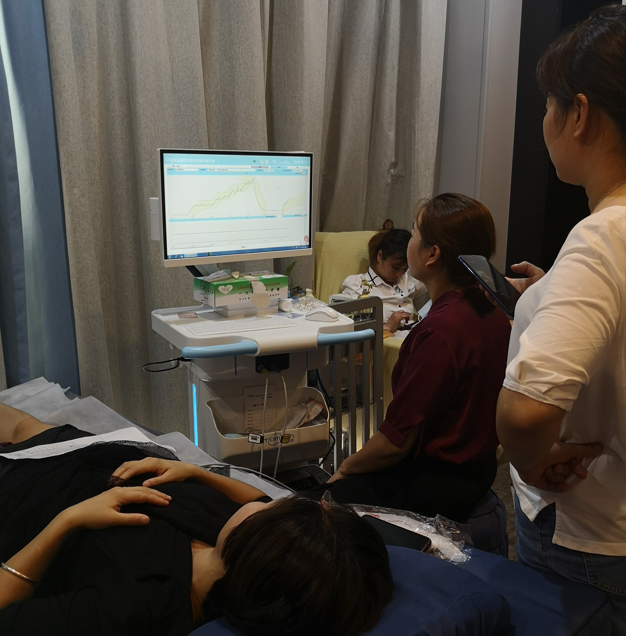 盆底康復(fù)治療儀分娩后什么時(shí)候應(yīng)該使用？